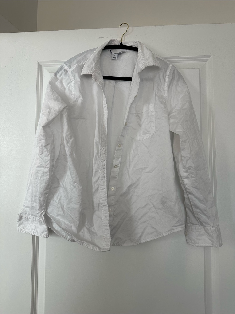 Old navy women Classic White Button-Down Shirt